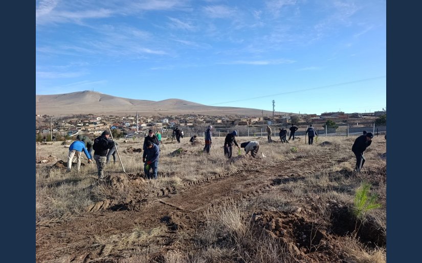 TOPRAKLA BULUŞAN HER FİDAN, UMUDA DÖNÜŞÜYOR.