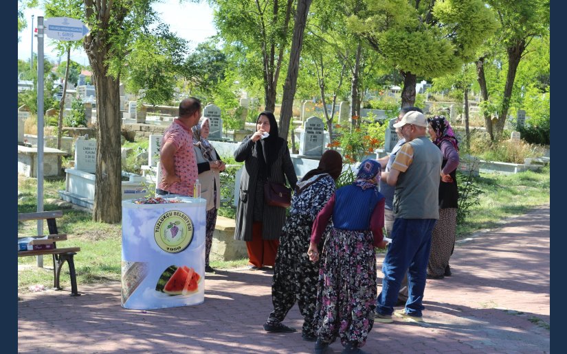 AREFE GÜNÜ MEZARLIK ZİYARETLERİ YAPILDI