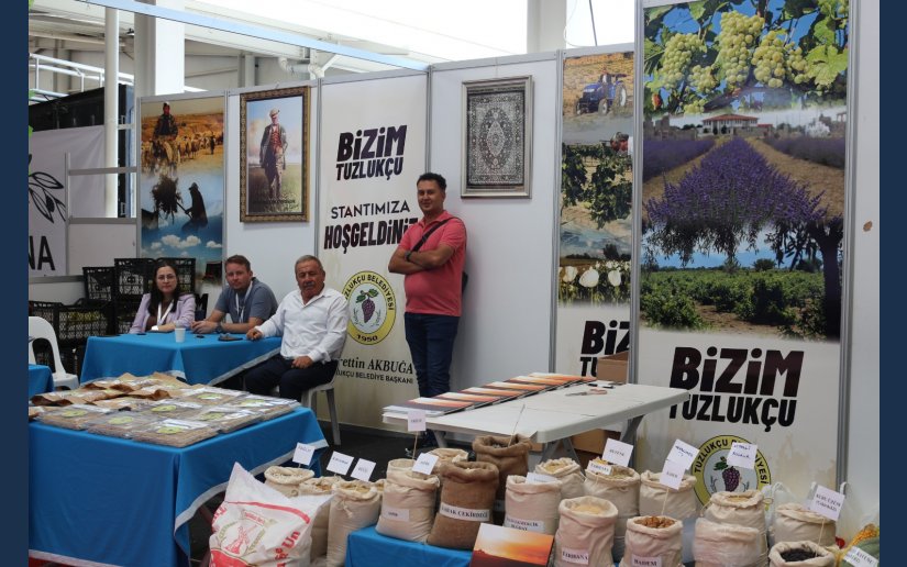 TUZLUKÇU BELEDİYESİ FUARDA İLÇEMİZDEKİ TARIM ÜRÜNLERİ VE YÖRESEL LEZZETLERİMİZLE İLGİ ODAĞI OLDU